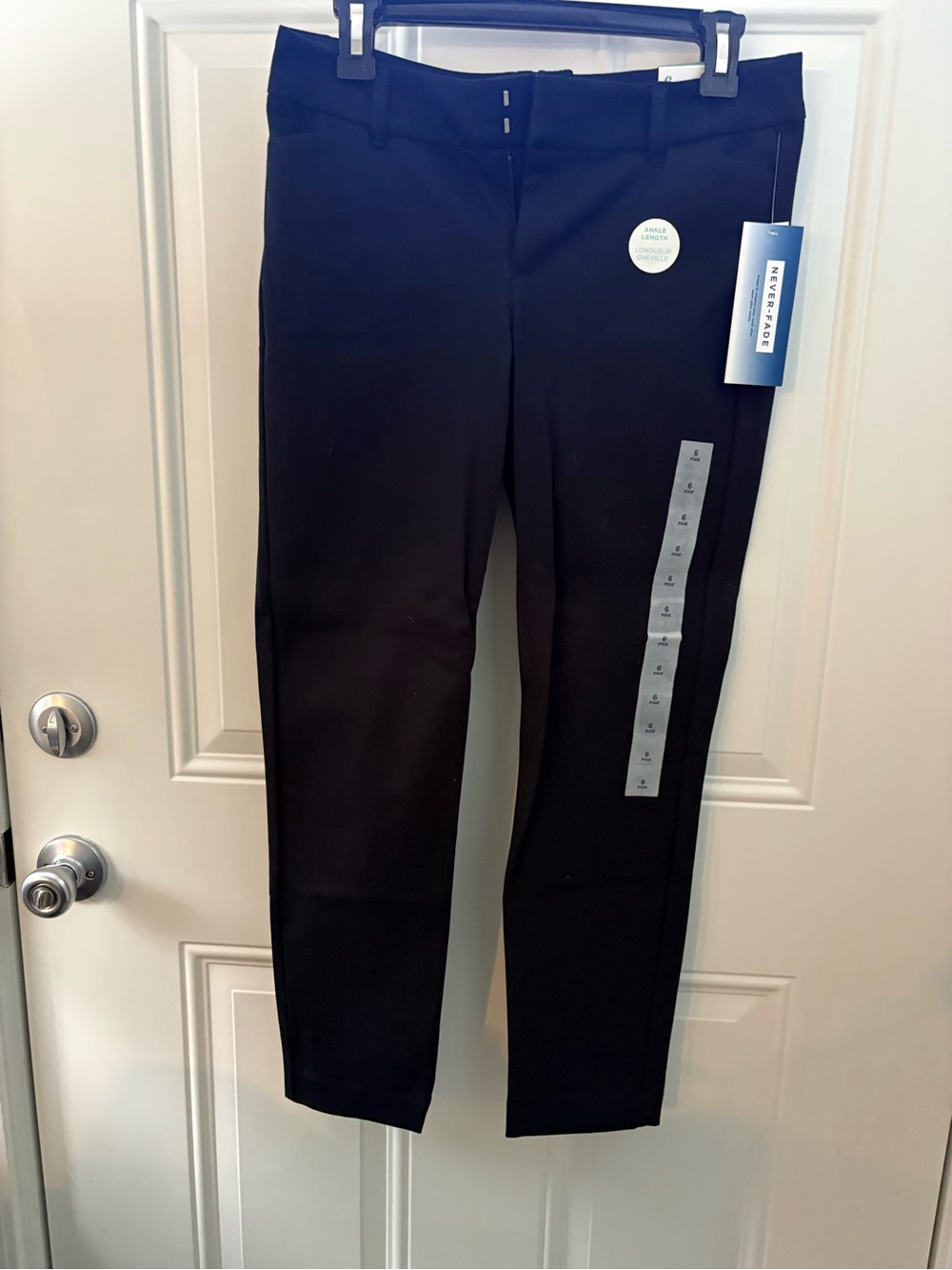 Old Navy Black Cropped Slim Pants